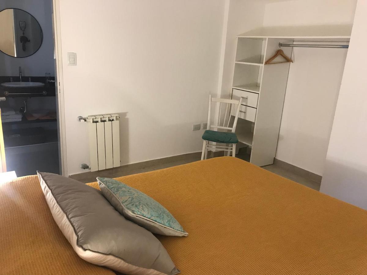 Dto Nuevo Barrio Universitario II , Wifi Y Cochera-Check In Express-Pet Friendly Bahía Blanca Kültér fotó