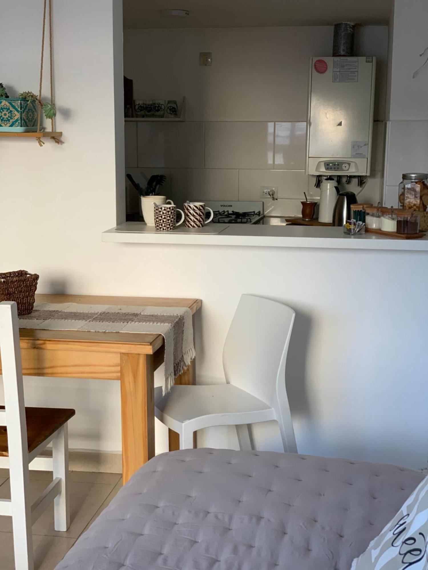 Dto Nuevo Barrio Universitario II , Wifi Y Cochera-Check In Express-Pet Friendly Bahía Blanca Kültér fotó