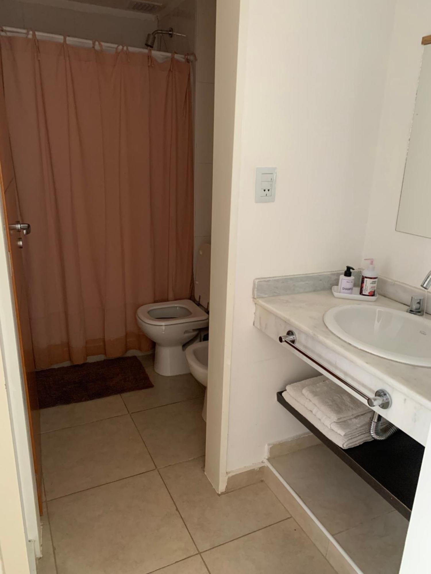 Dto Nuevo Barrio Universitario II , Wifi Y Cochera-Check In Express-Pet Friendly Bahía Blanca Kültér fotó