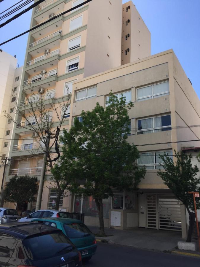 Dto Nuevo Barrio Universitario II , Wifi Y Cochera-Check In Express-Pet Friendly Bahía Blanca Kültér fotó